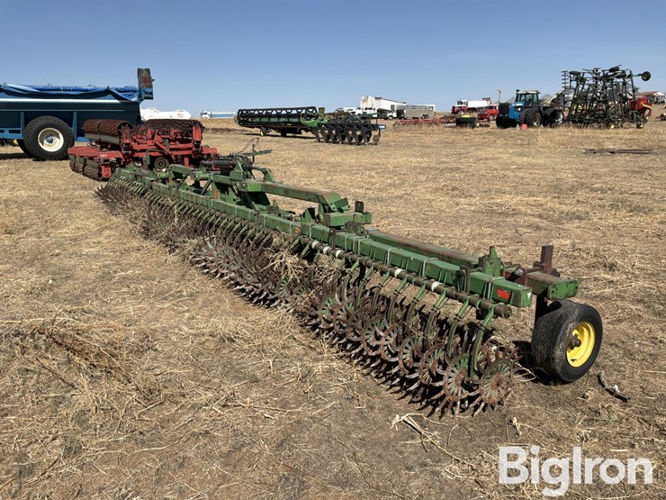 john-deere-400-image-5