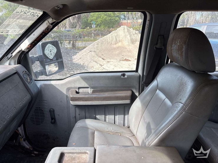 2012-ford-f250-image-22