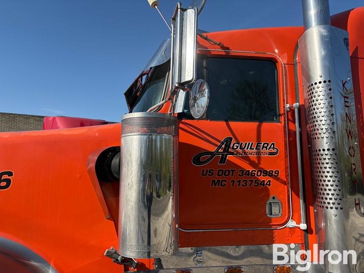 2001-kenworth-w900-image-14