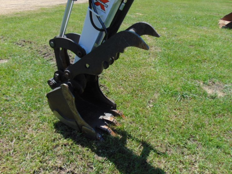 2016-bobcat-e35i-image-10