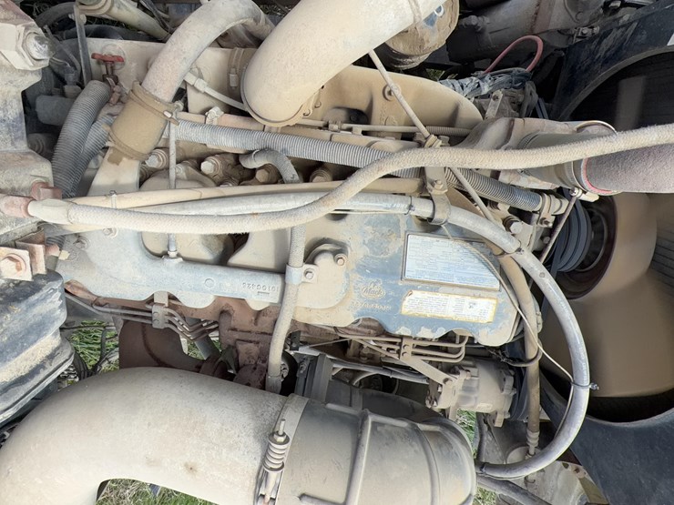 1996-mack-rd688c-cement-truck-image-48