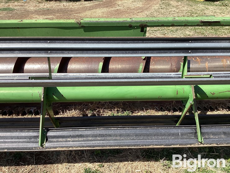 john-deere-222-image-17