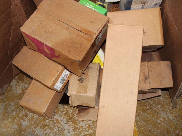 pallet-with-2-boxes-of-various-automotive-parts-image-6