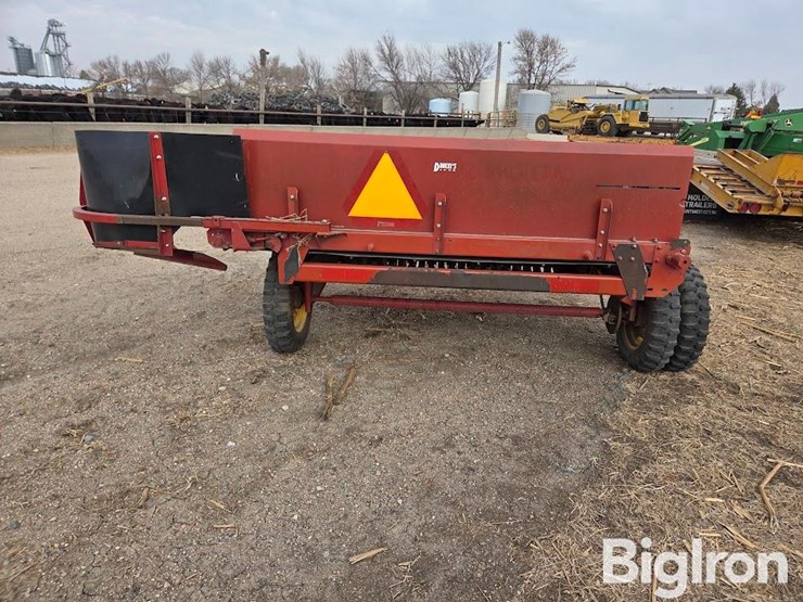 new-holland-166-image-7