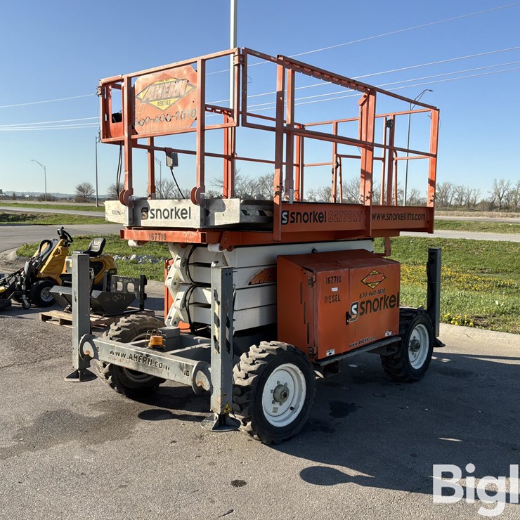 2016 SNORKEL S2770RT