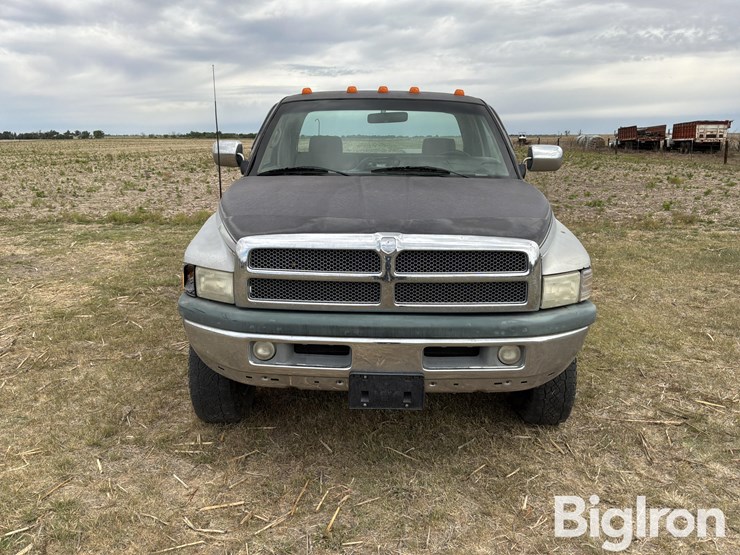 1997-dodge-ram-2500-image-2