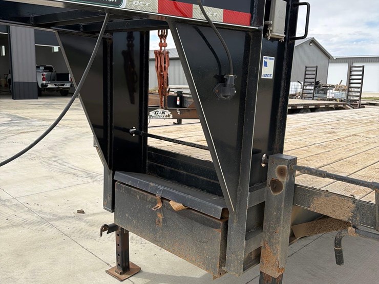 2018-dct-101”-x-32ft-gooseneck-flatbed-trailer-image-13