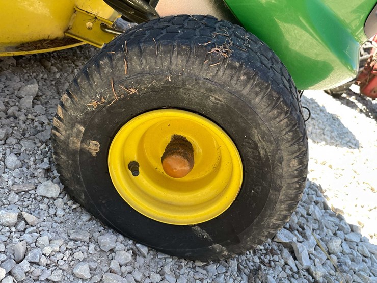 john-deere-l110-image-7