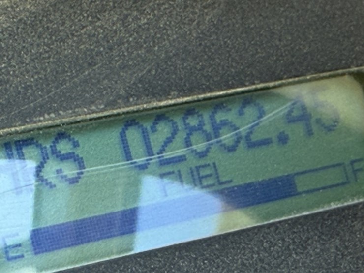 2010-gehl-dl11-44-image-23