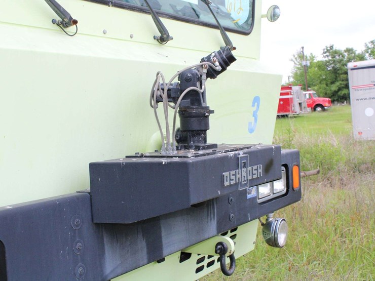 1995-oshkosh-t1500-image-20