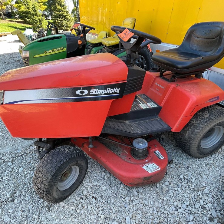 #6937 • Simplicity Riding Lawn Mower