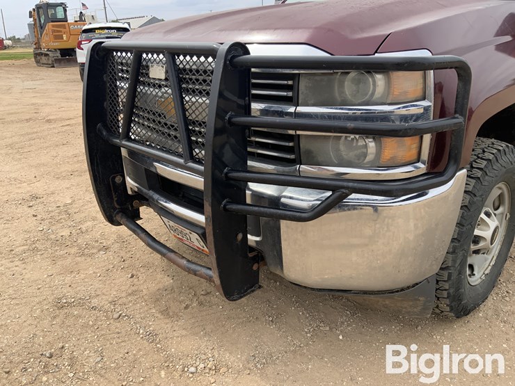 2015-chevrolet-silverado-2500-image-15