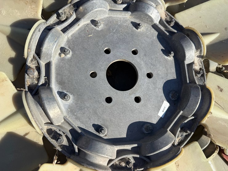 pallet-w/-(4)-fan-blade-assym.,-engine-mounts,-(1)-51”l-x-5”w-x-20”-h-cac-image-3