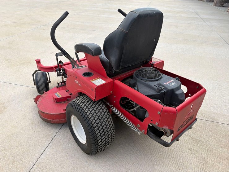 country-clipper-challenger-zero-turn-lawnmower-image-20