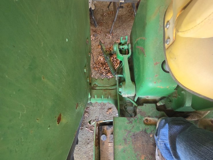 john-deere-4020-image-23