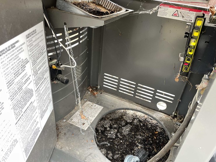 #9098-•-weber-grill-(o3)-image-4