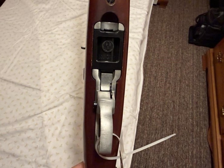 ruger-mdl.10/22-22lr-carbine-rifle-image-11