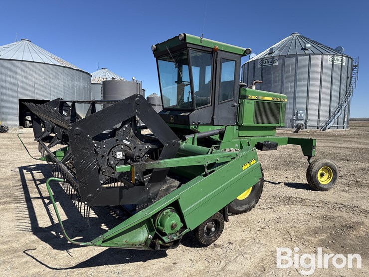 john-deere-2360-image-1
