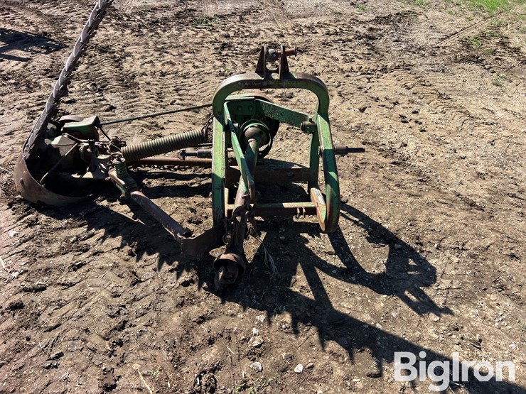 john-deere-350-image-11