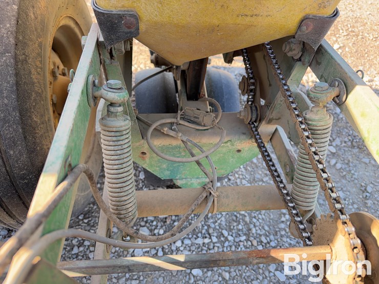 john-deere-7100-image-15