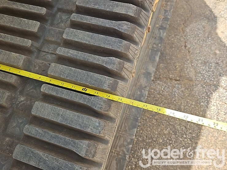 2023-caterpillar-259d3-image-13