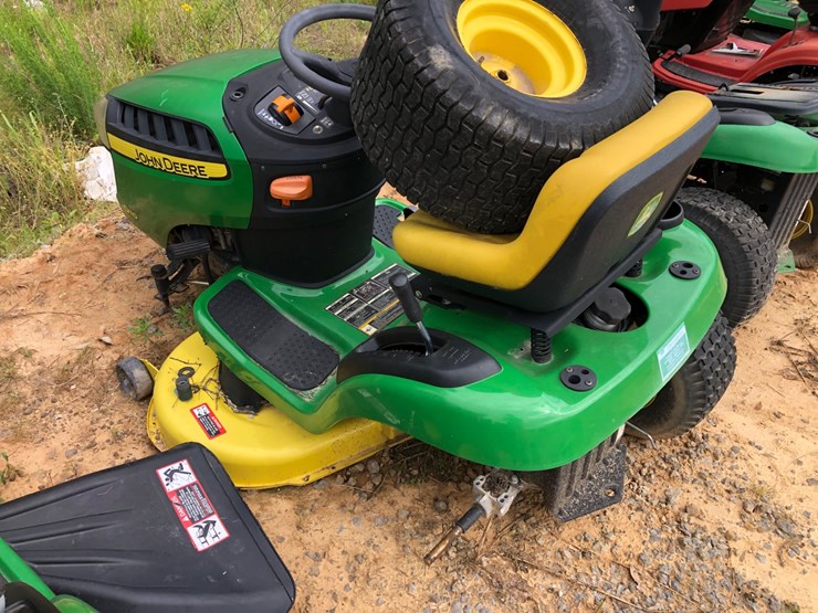 john-deere-d110-image-2