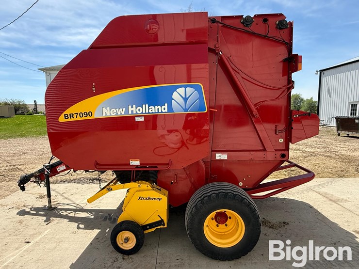 2009-new-holland-br7090-image-8