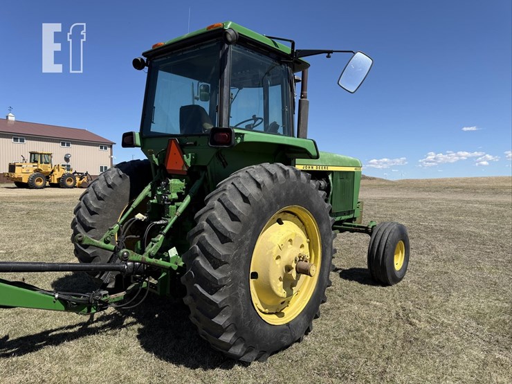 john-deere-4630-image-4