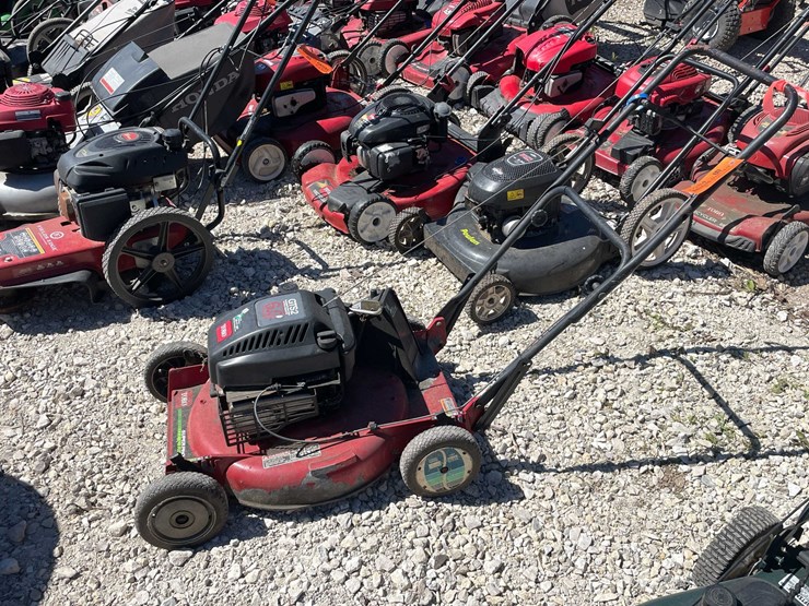 #6984-•-toro-lawn-mower-image-1