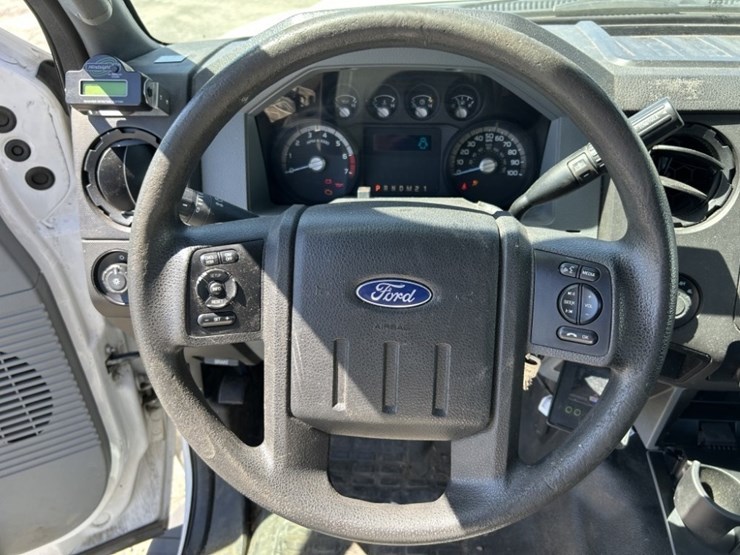 2016-ford-f350-sd-image-22