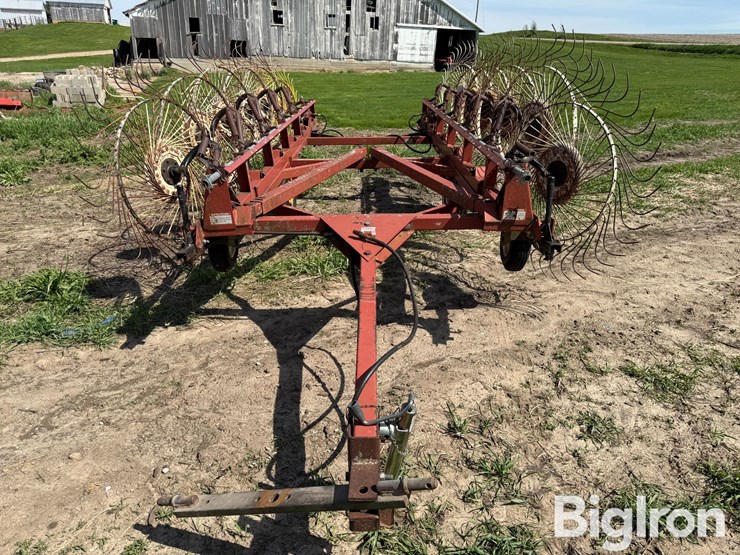 hesston-3981-image-2