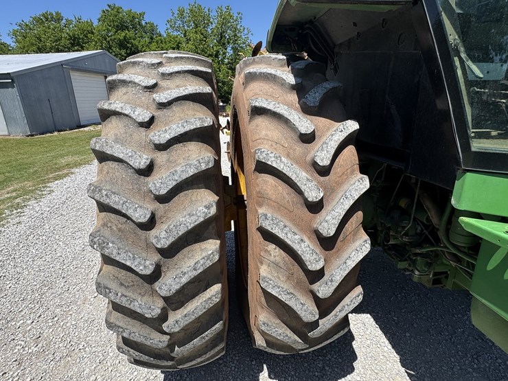 1990-john-deere-4755-image-17