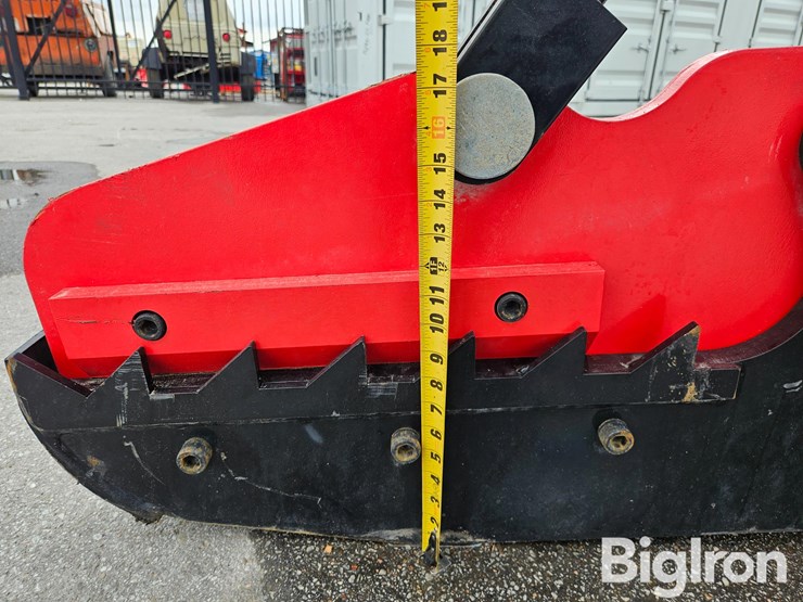 2026-massey-ferguson-730-image-19