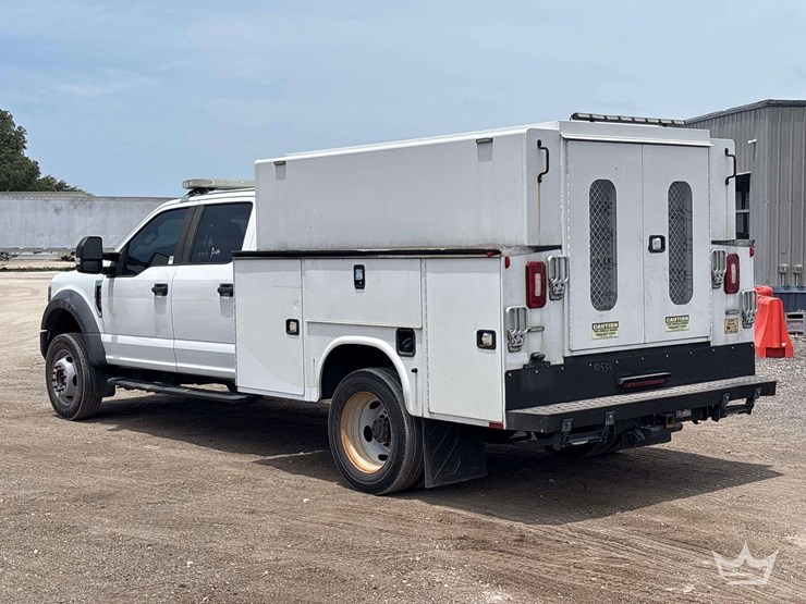 2018-ford-f550-image-4
