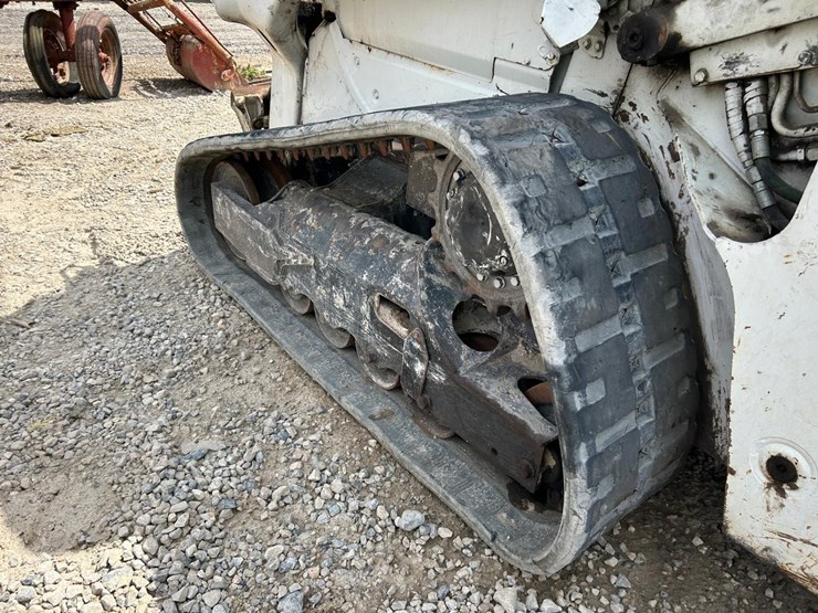 2021-bobcat-t66-image-17