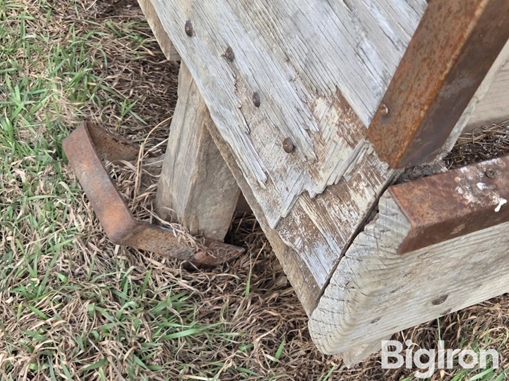 shop-built-wood-livestock-feeder-image-15
