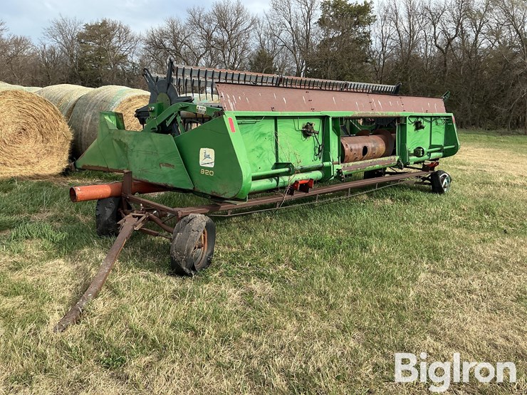 1988-john-deere-920-image-6