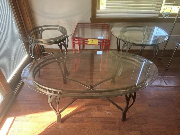 glass-tables-image-1