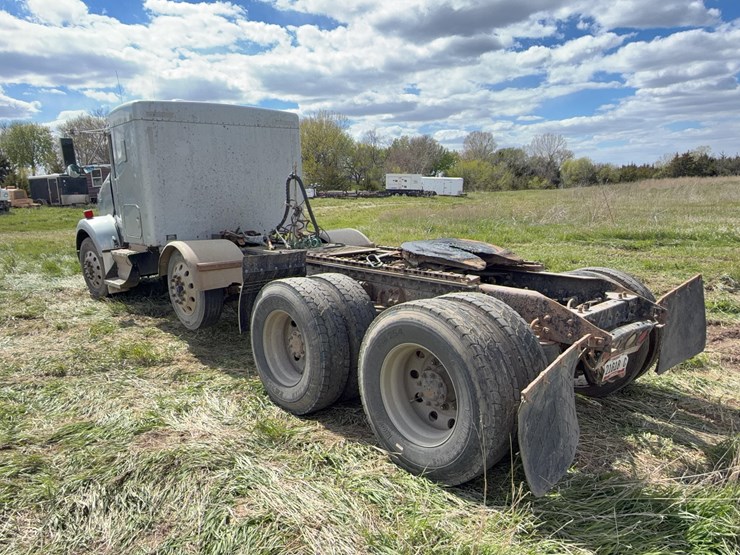 2006-kw-t800-sleeper-image-7
