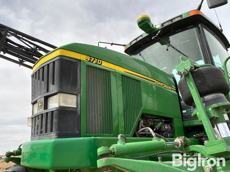 john-deere-4710-image-14