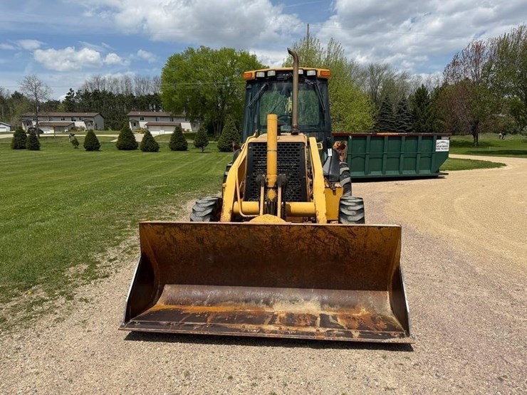 deere-410e-image-2