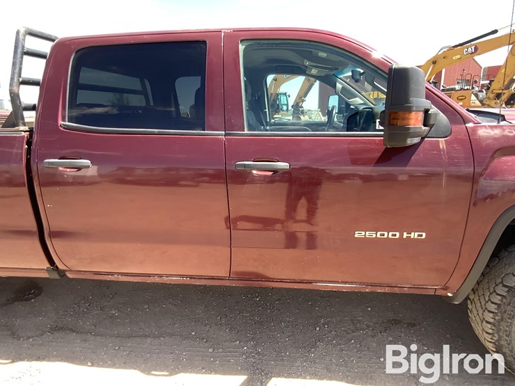 2018-gmc-sierra-2500-image-18