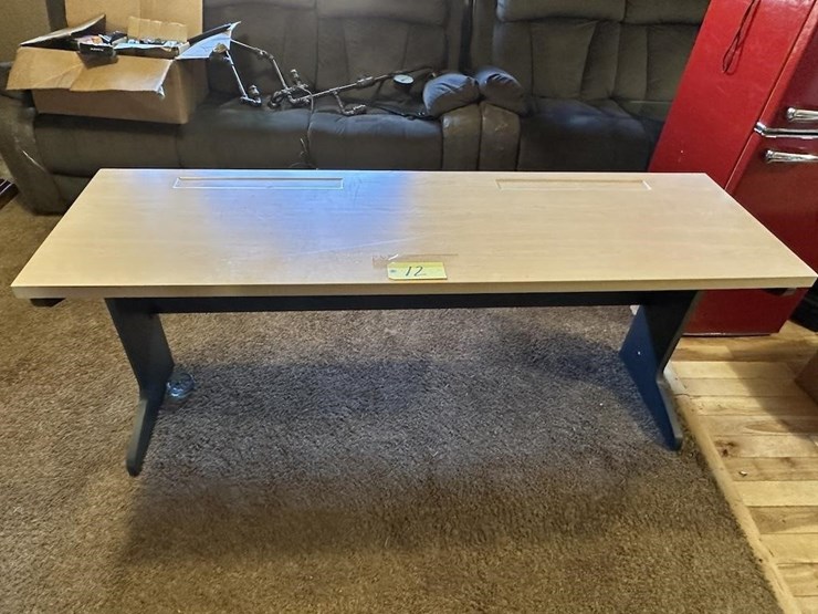 table/desk-image-1