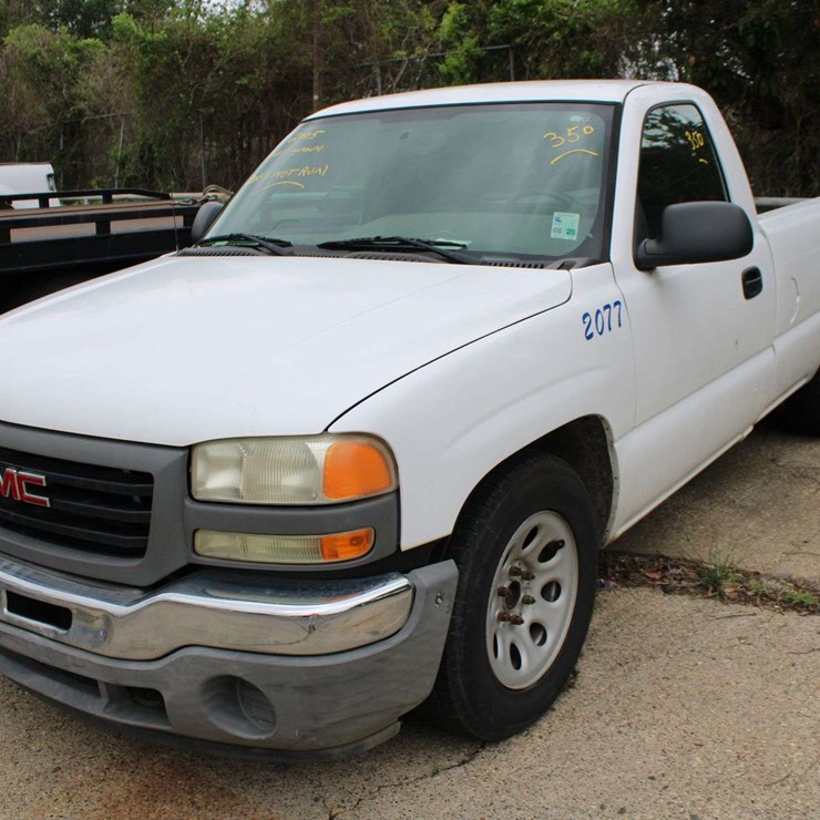 2005 GMC Sierra 1GTEC14XX5Z319693 Mileage: UNKNOWN