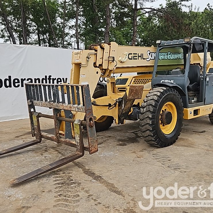 2013 GEHL DL11