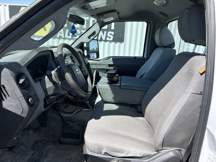 2013-ford-f250-sd-image-12