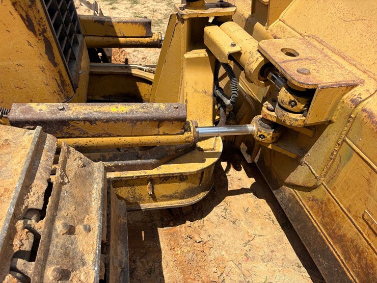 caterpillar-d5g-lgp-image-32
