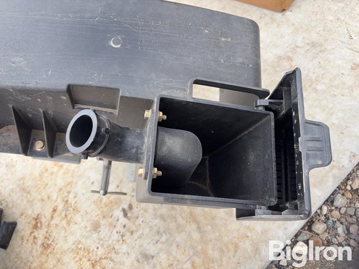 case-ih-12xx-series-early-riser-seed-meter-units-image-13