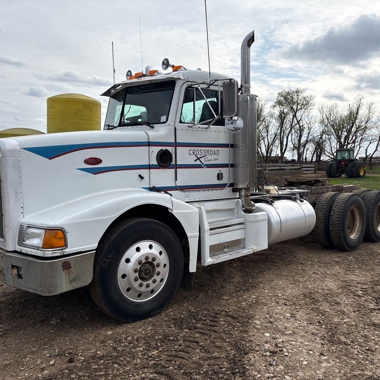 1989 PETERBILT 377