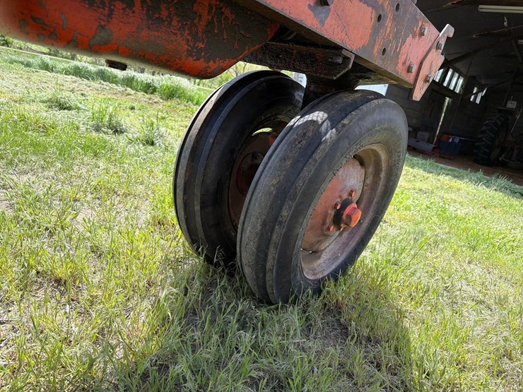 allis-chalmers-wd-tractor-image-18